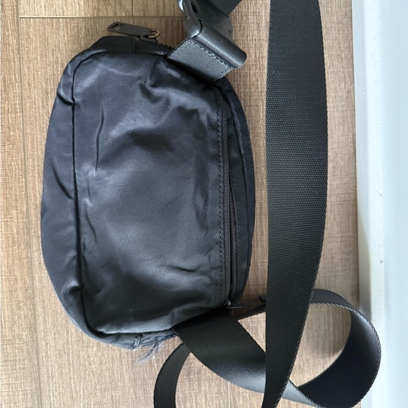 Lululemon Black Belt Bag - Picture 3 of 3